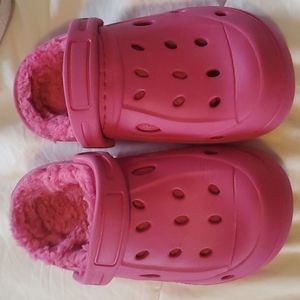 9 girls lined slip on shoes